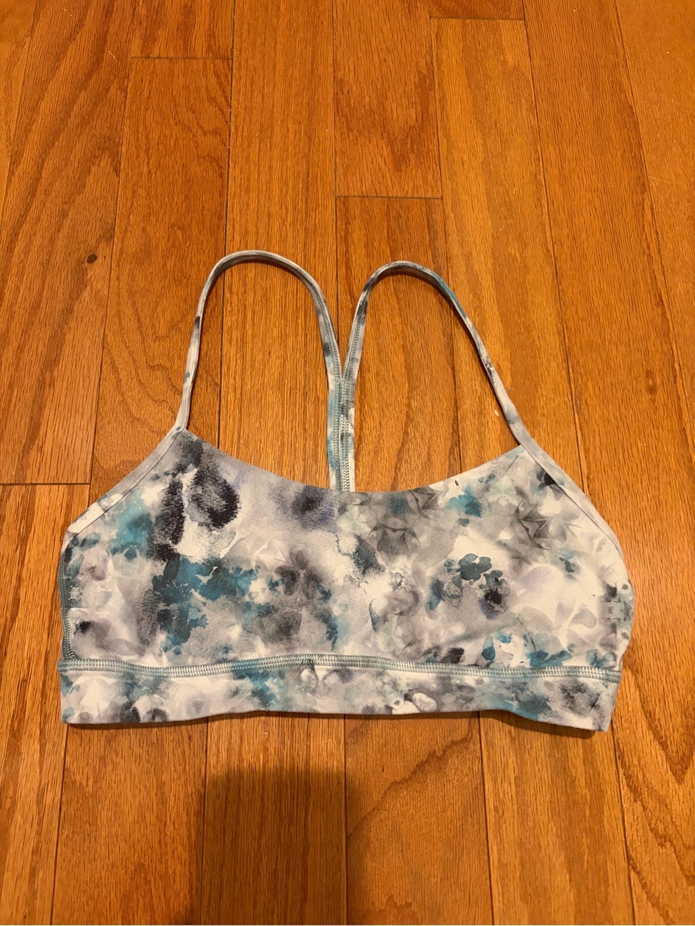Lululemon Flow Y Bra size 6